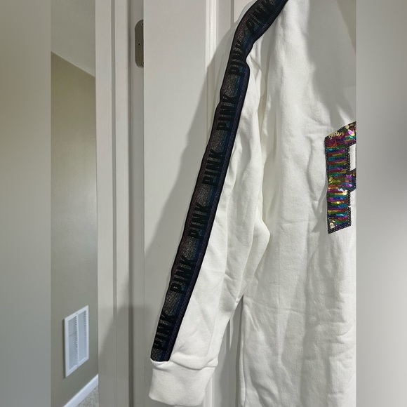 NEW‎ NIP VS PINK Victoria Secret white sequins cowl neck crop sweatshirt L large - Picture 4 of 7